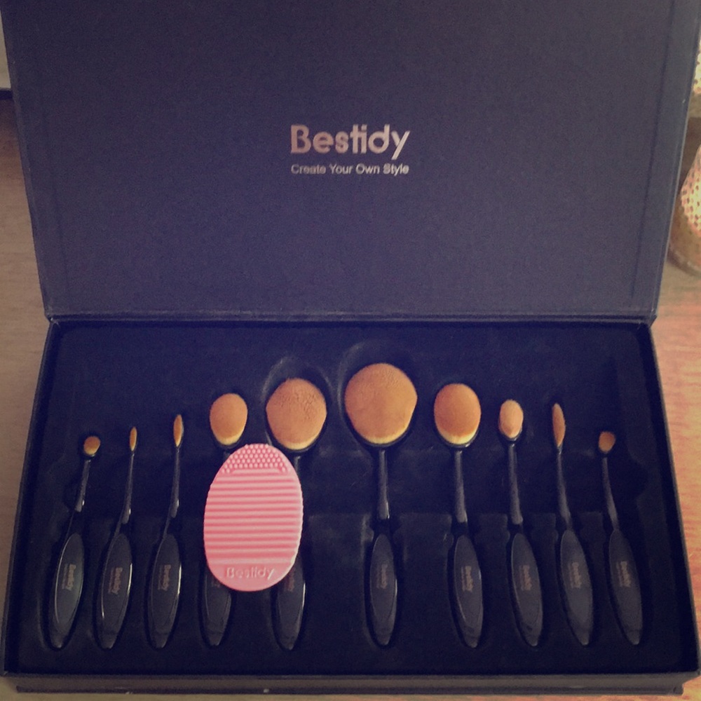 Bestidy 10 piece makeup brush set
